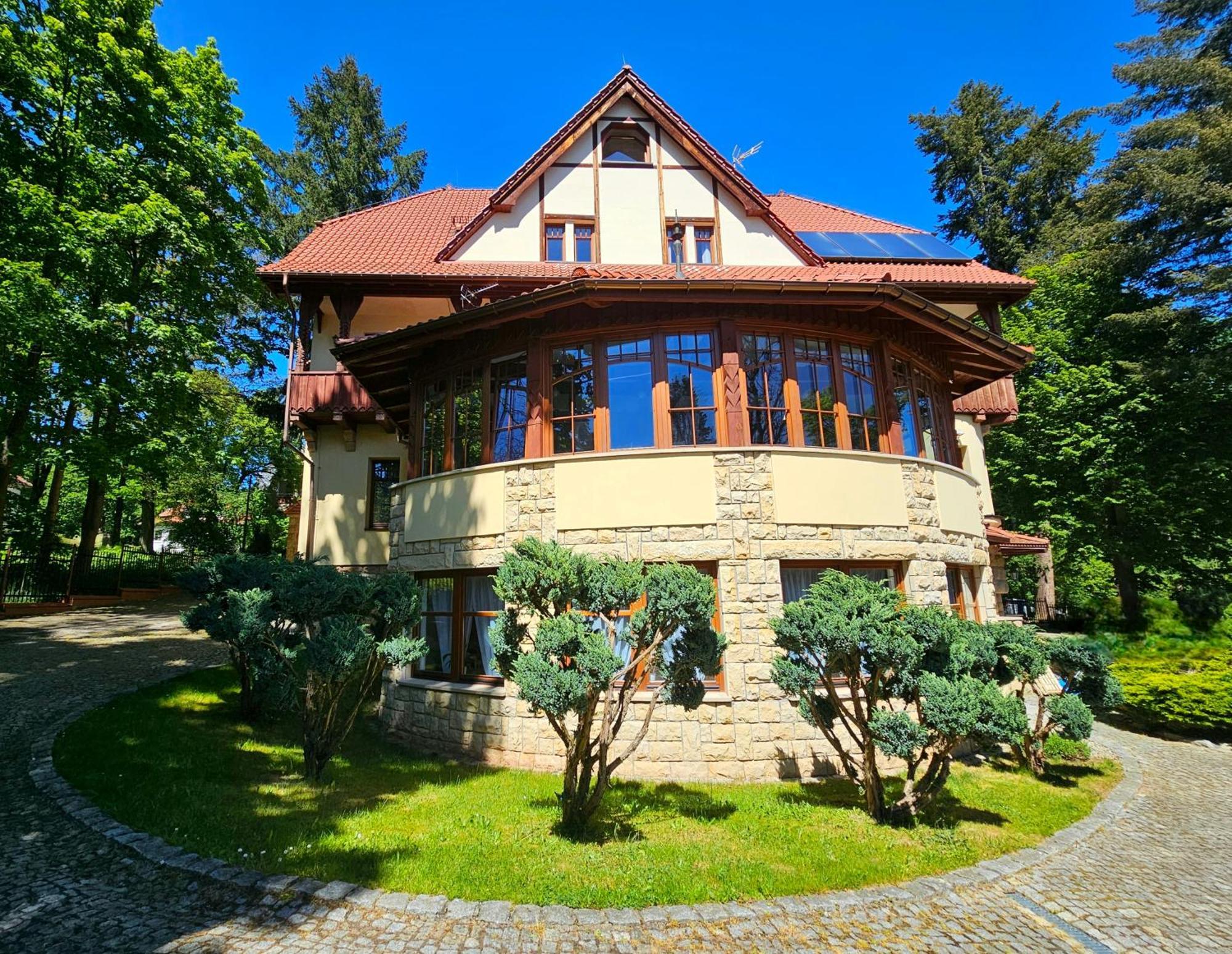 Villa Alexandra Polanica-Zdrój Exteriör bild